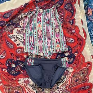 Art Class Tribal halter bikini 2 piece bathing suit size Large 10/12